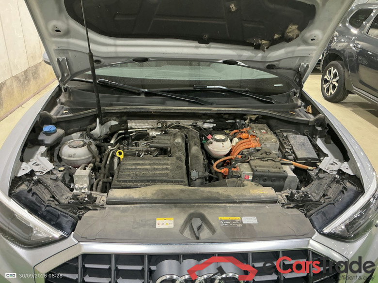 AUDI Q3 1.4 45 TFSI E S TRONIC #6
