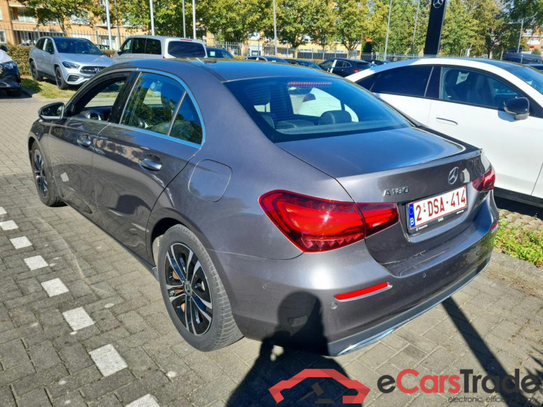 MERCEDES-BENZ A-CLASS LIMOUSINE 1.3 A 180 ESSENTIAL LINE DCT #3
