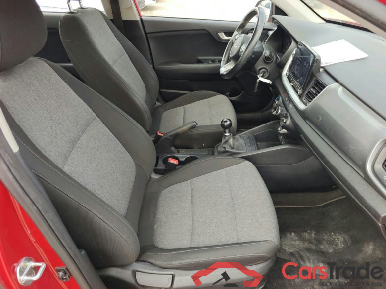 KIA Stonic / 2017 / 5P / todoterreno 1.2 DPi 62kW (84CV) Concept #6