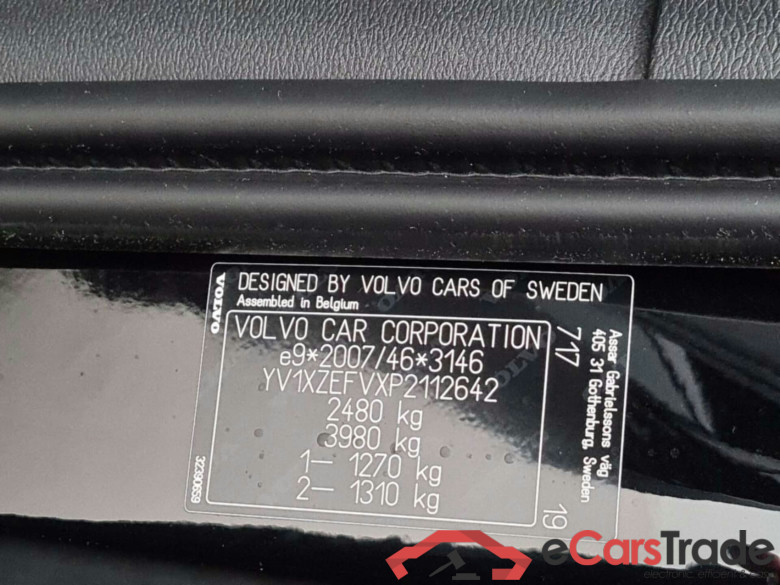 VOLVO XC40 RECHARGE CORE #5