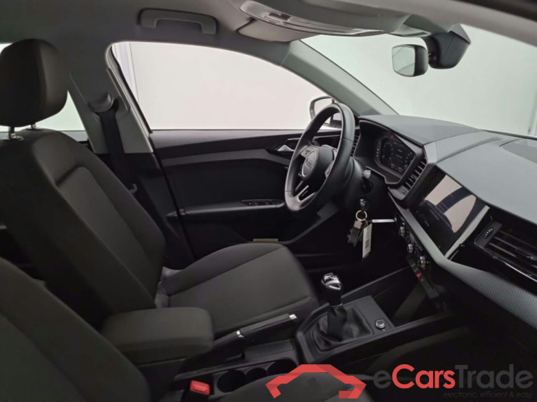 AUDI A1 SPORTBACK 1.0 25 TFSI ATTRACTION #3