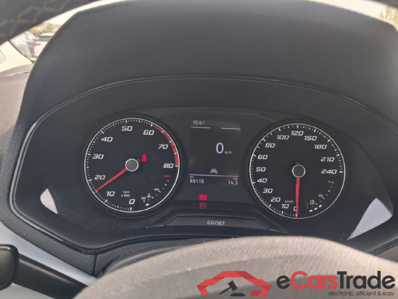 SEAT Ibiza / 2017 / 5P / berlina con portón 1.0 TSI 81kW (110CV) Style Plus(SP) #4