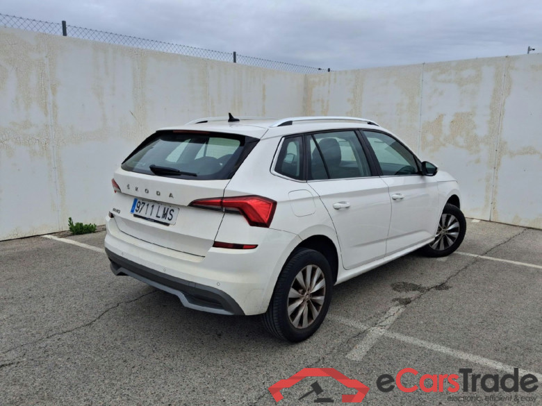 SKODA Kamiq / 2019 / 5P / todoterreno 1.0 TSI 81kW (110CV) DSG Ambition (CX) #2