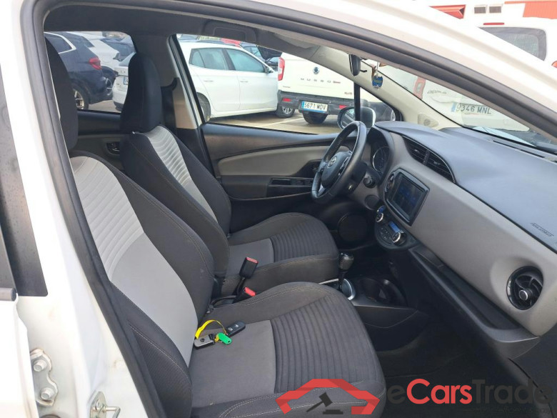 TOYOTA Yaris / 2017 / 5P / berlina con portón 1.5 100H Feel #6