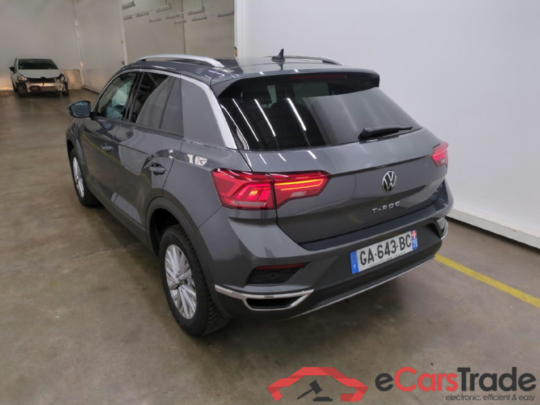 VOLKSWAGEN T-Roc / 2017 / 5P / SUV 1.0 TSI 110 LOUNGE BUSINESS #4