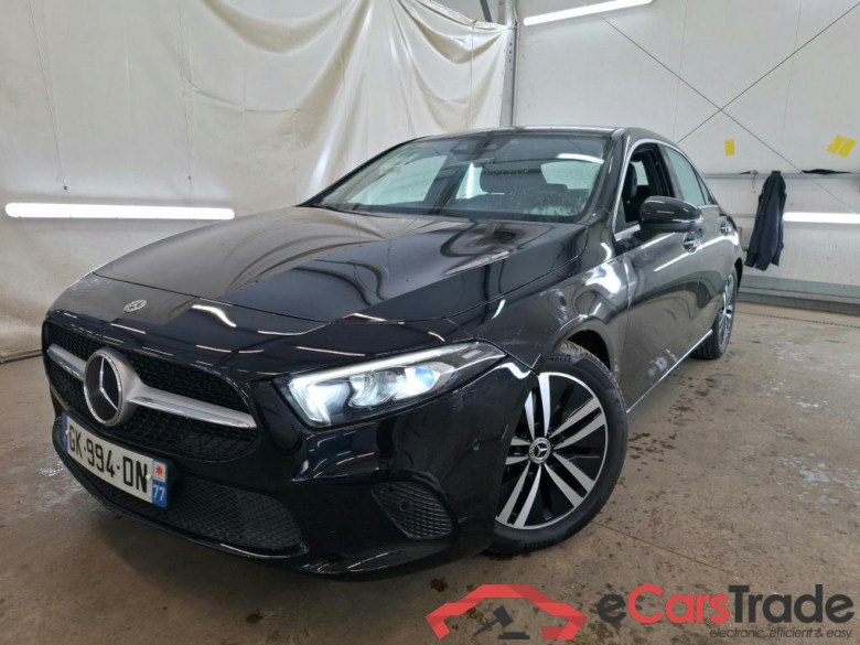 MERCEDES-BENZ Classe A Berline / 2018 / 4P / Berline A 200 Progressive Line 7G-DCT #1