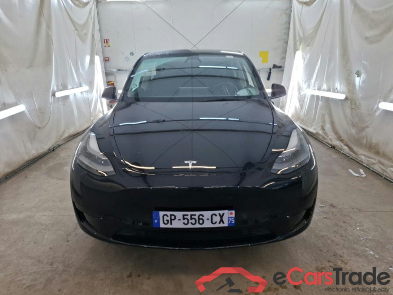 TESLA Model Y / 2021 / 5P / SUV RWD #1
