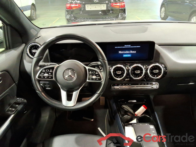 MERCEDES-BENZ GLA 2.0 GLA 200 D DCT BUSINESS SOLUTION #6