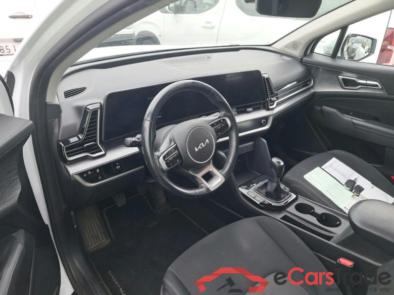 KIA Sportage / 2022 / 5P / todoterreno 1.6 T-GDi 110kW (150CV) Drive 4x2 (AC2) #3