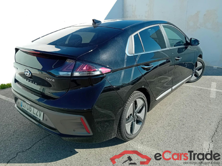 HYUNDAI IONIQ / 2019 / 5P / berlina con portón 1.6 GDI HEV Tecno DCT #2