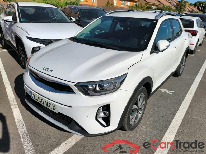 KIA Stonic / 2017 / 5P / todoterreno 1.0 T-GDi 74kW (100CV) MHEV iMT Drive (AC2)