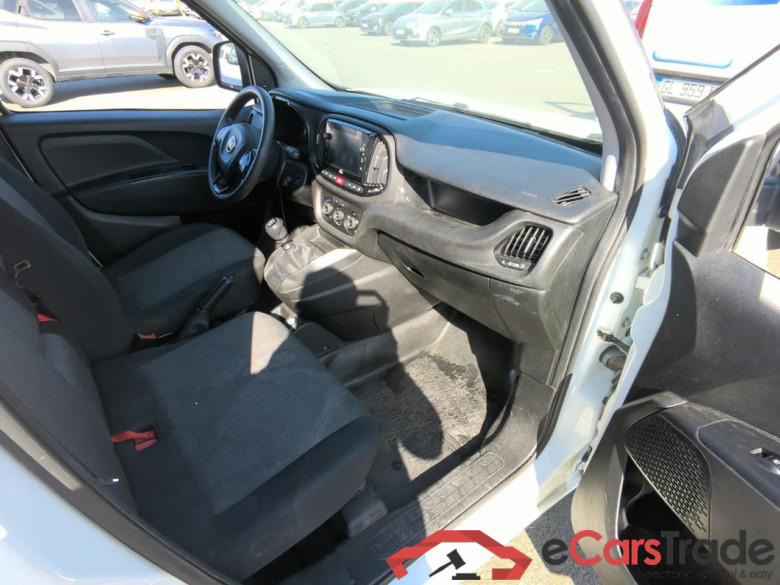 DOBLO CARGO 16M 105 PRO LOUN #5