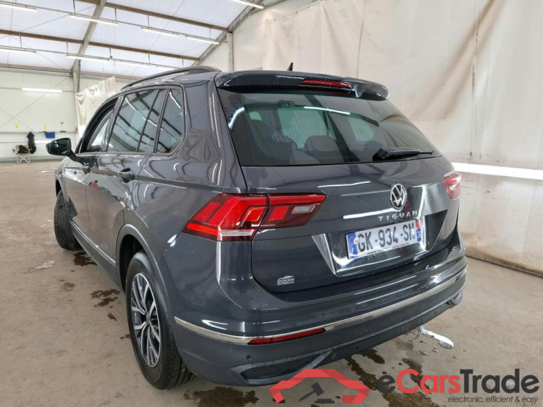 VOLKSWAGEN Tiguan / 2020 / 5P / SUV 2.0 TDI 150 DSG7 Life Business #2