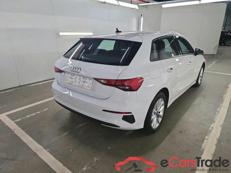 Audi A3 Sportback A3 Sportback 1.0 30 TFSi Attraction 81kW/110pk  5D/P Man-6 (4 seizoenen Banden) - CO2 indicatief #4