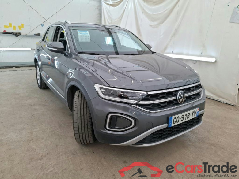 VOLKSWAGEN T-Roc / 2021 / 5P / SUV 1.5 TSI 150 EVO STYLE DSG7 #4