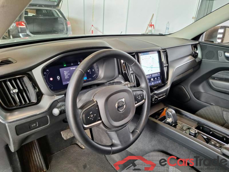 VOLVO XC60 / 2021 / 5P / SUV B4 D AUTOMATICO CORE #3