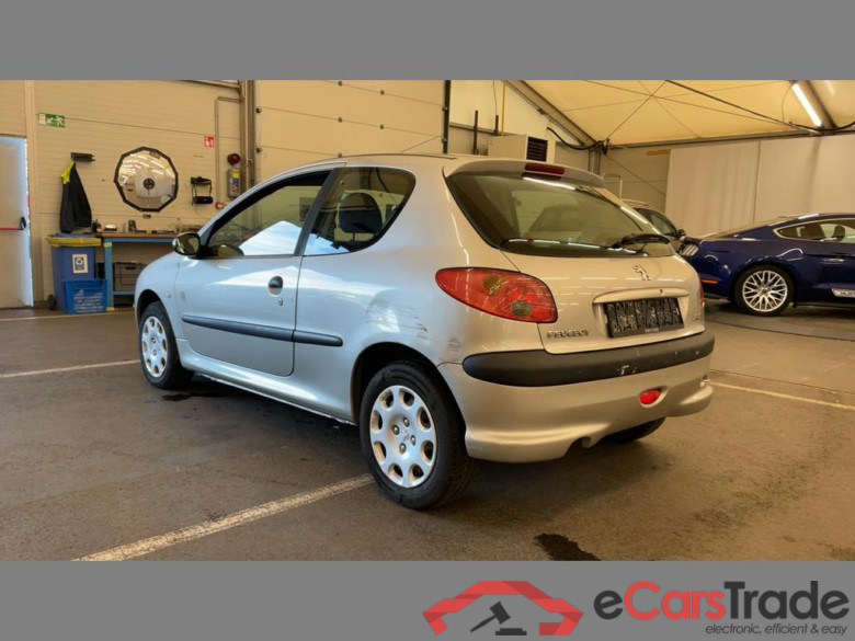 PEUGEOT 206 Phase II 1.1i X-Design #3