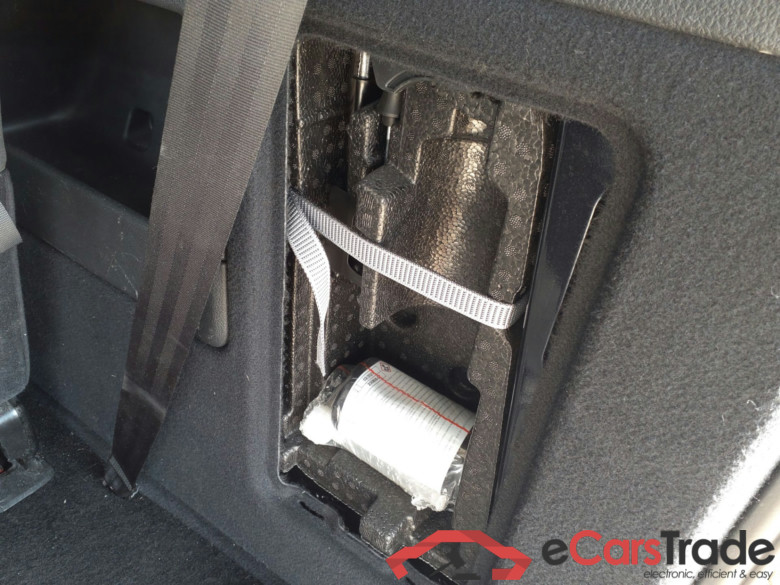 FORD Grand FORD Grand Tourneo 2,0 ECOBLUE 102 CV BVM TITANIUM  Titanium #6