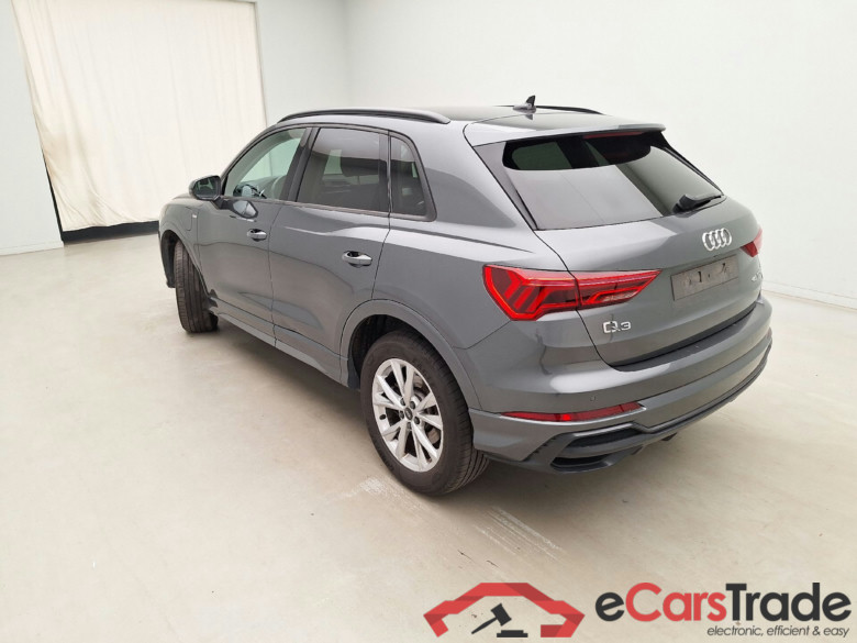 Audi, Q3 '18 PHEV, Q3 45 TFSie PHEV 180kW SL.Str. #3