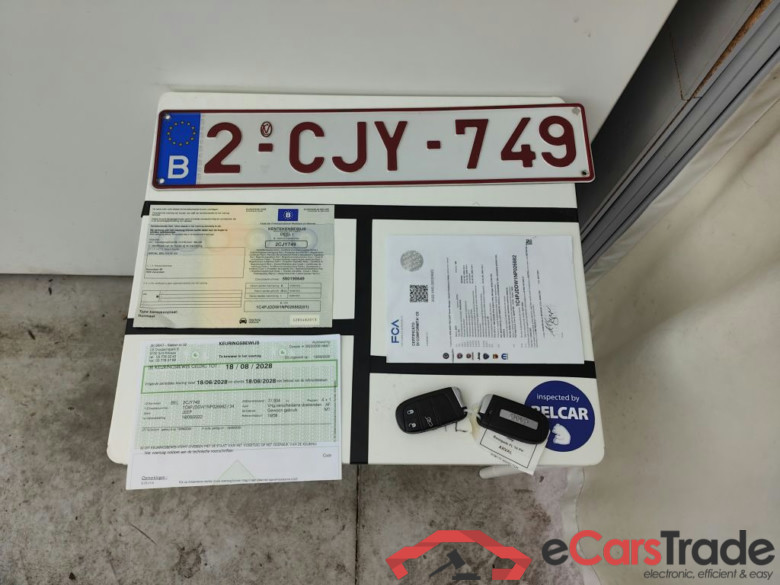 Jeep Renegade 1.3 Turbo T4 190 4xe ATX Upland 5d #4