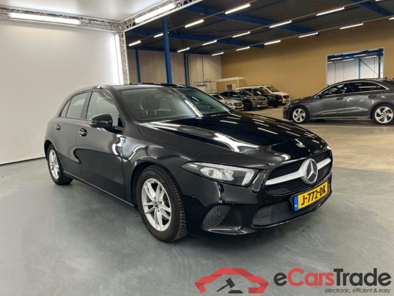 MERCEDES-BENZ A-KLASSE 180 Business Solution #2