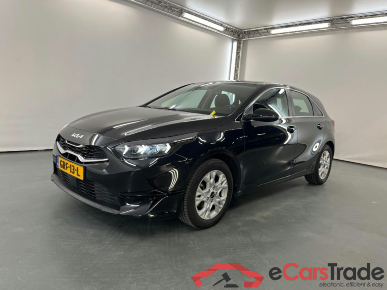 KIA Ceed 1.5 T-GDi DynamicLine #1
