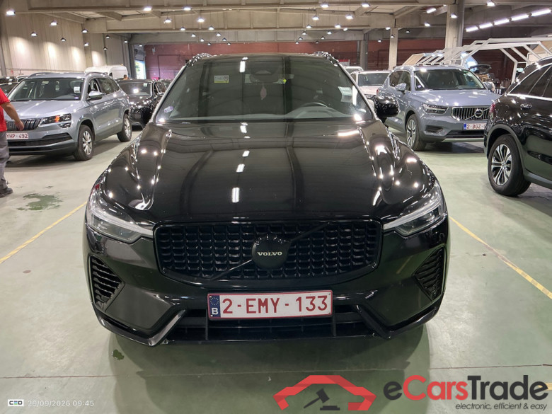 VOLVO XC60 2.0 T6 PHEV PLUS BLACK EDITION AUTO 4WD #2