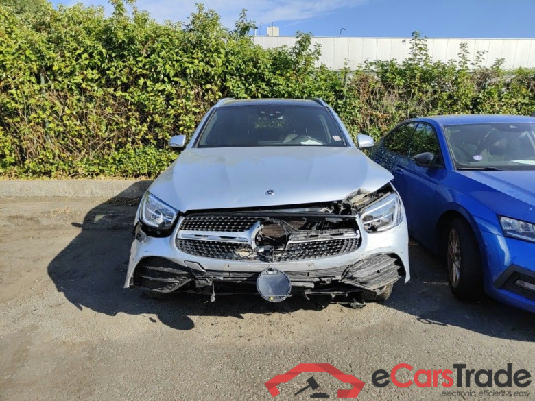 Mercedes-Benz GLC GLC 300 de 4MATIC 5d !!! Damaged car !!!!