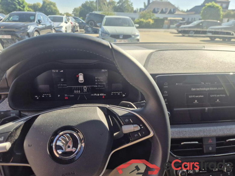 SKODA Kamiq 1.0 TSI Selection DSG #6