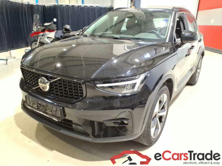 Volvo XC40 (2017->) DE - SUV5 B4 2WD EU6d, Plus Dark, (Facelift) 2022 - 2024 #1