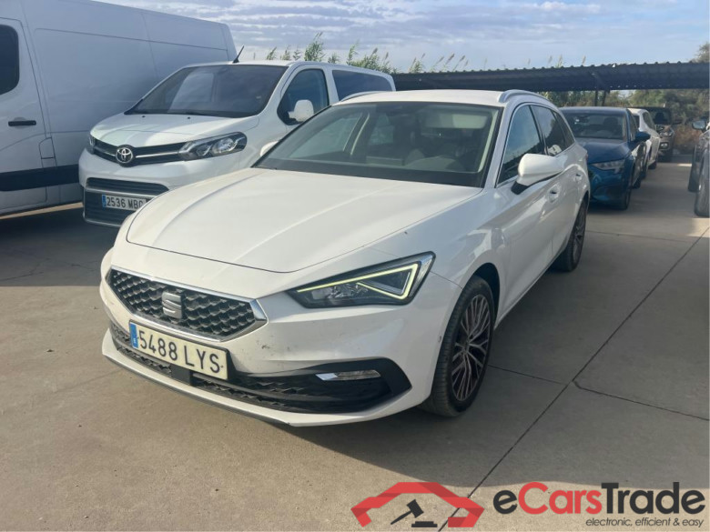 SEAT Nuevo León / 2020 / 5P / familiar SP 1.5 eTSI 110kW DSG S&S Xcellence Go L