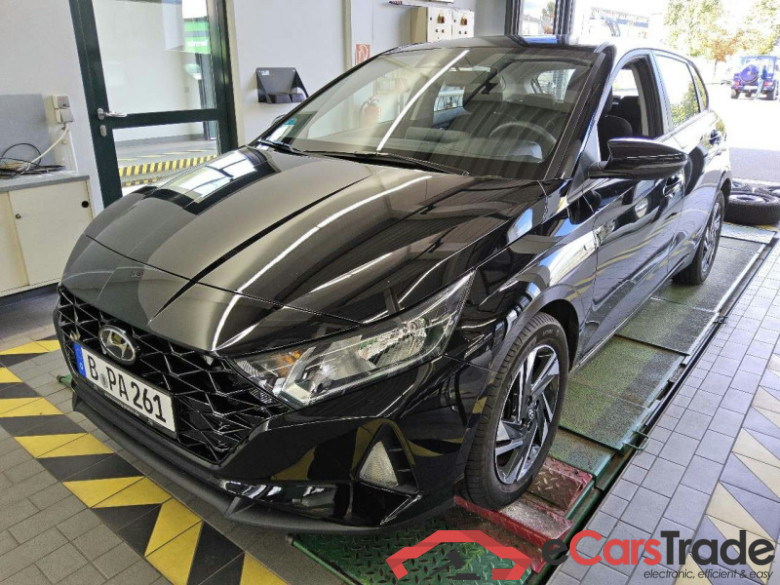 HYUNDAI i20  #1