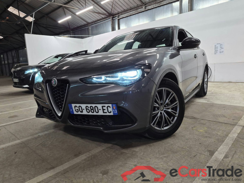 Alfa Romeo Stelvio Facelift 2.2d Aut. LED Virtual ACC Navi KeylessGo Camera Klima PDC ... #1