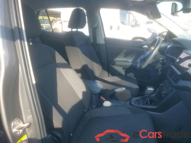 VOLKSWAGEN T-Cross / 2018 / 5P / todoterreno Advance 1.0 TSI 85kW (115CV) DSG (AC) #6