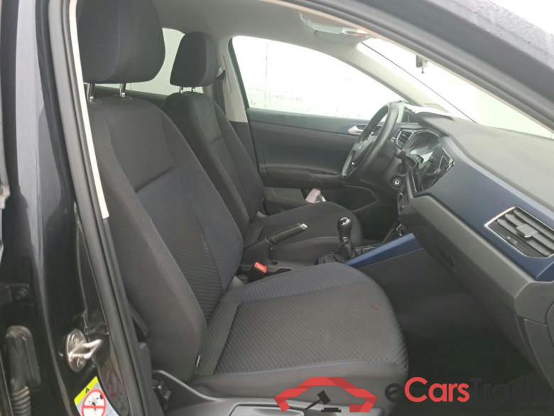 VOLKSWAGEN Polo / 2017 / 5P / berlina con portón United 1.0 TSI 81kW (110CV)(SP) #6