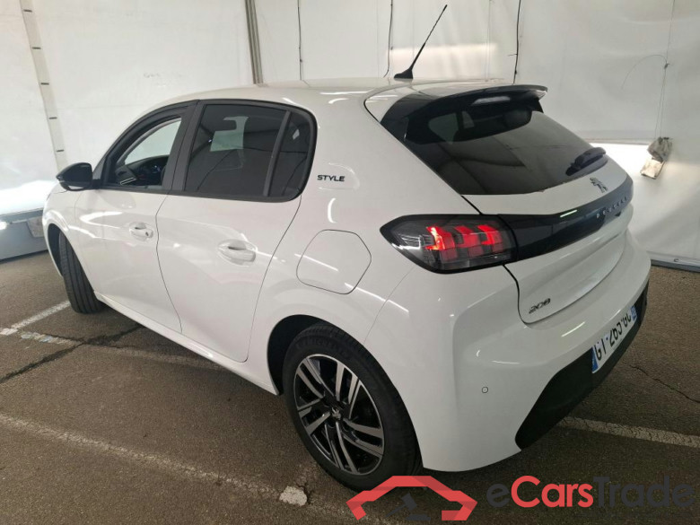 208 Style 1.2 PureTech 75CV BVM5 E6d #2