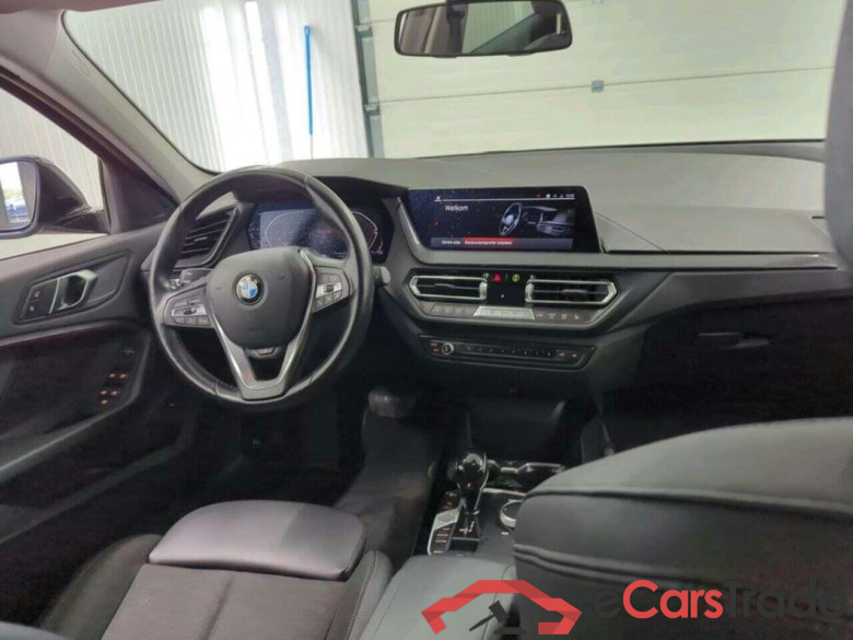 BMW 1-serie 118i Executive #3