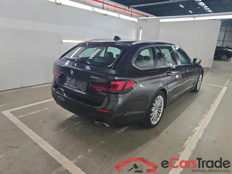 BMW 5 Reeks Touring 5 Reeks Touring 530e Auto (PHEV) 215kW/292pk  5D/P Auto-8 #4
