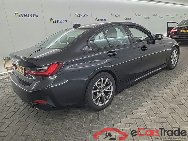 BMW 3 Serie Sedan 318iA Business Edition Plus 4D 115kW #3