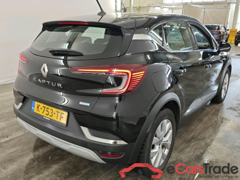 Renault Captur Plug-in Hybrid 160 Business E-TECH 5d #2