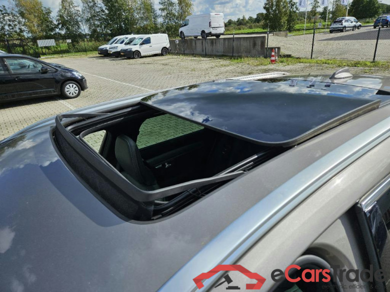 VOLVO V90 2.0 T6 AWD Inscription Expression #6