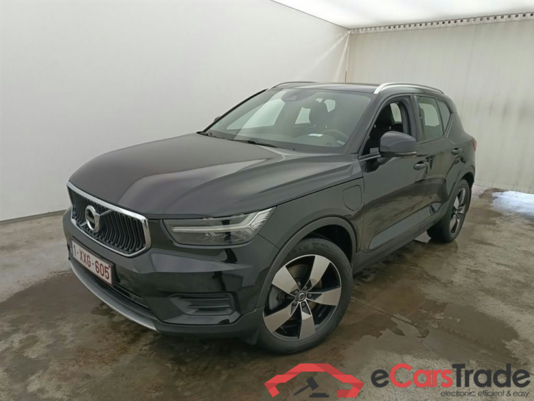 Volvo XC40 T5 Twin Engine Momentum Pro 5d #1