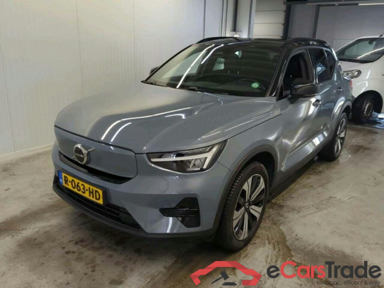 VOLVO XC40 Recharge Plus 70 kWh #1