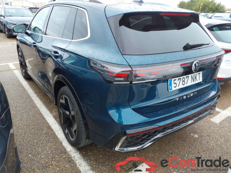 VOLKSWAGEN Tiguan 2.0 TDI 110 kW (150 CV) DSG  R-Line(Winterpack) #3