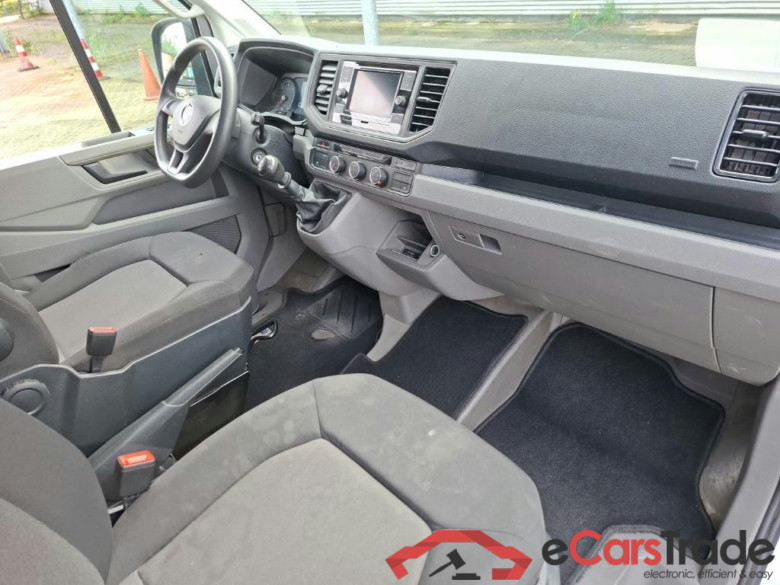 VOLKSWAGEN Crafter CC 35 2.0TDI 103kW L4 FWD 2D #6