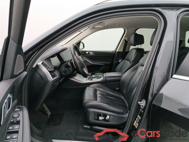 BMW X5 - 2018 3.0AS xDrive45e 286 PHEV (EU6d-TEMP) 5d (total options: 17,092 Ex.Vat) #3