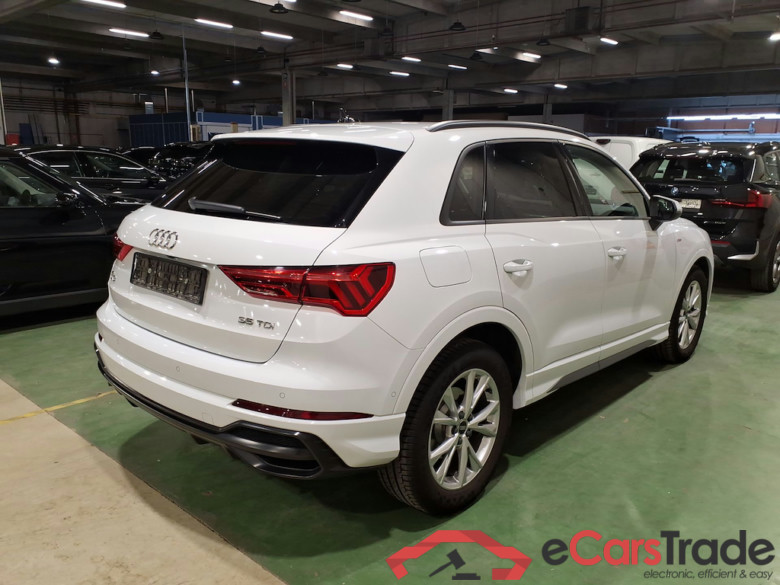 AUDI Q3 2.0 35 TDI S TRONIC S LINE BUSINESS EDIT #4