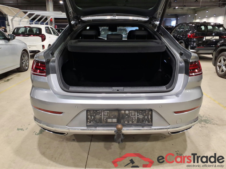 VOLKSWAGEN ARTEON DIESEL 2.0 TDi SCR R-Line (EU6.2) STOCK #3