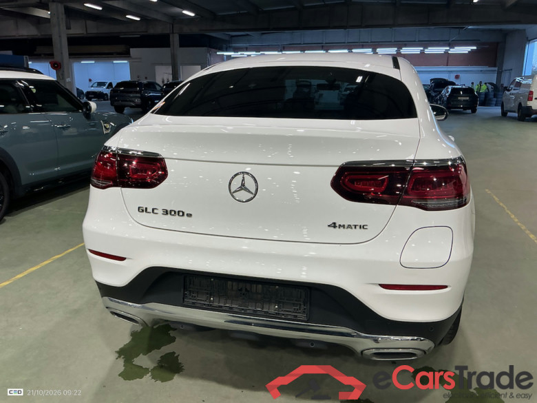 MERCEDES-BENZ GLC COUPE 2.0 GLC 300 E 4MATIC BUS SOL AUTO #4