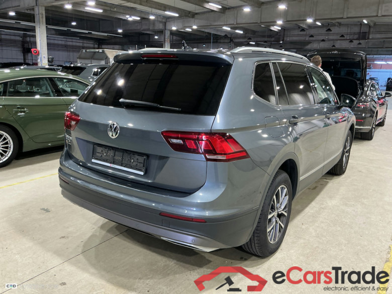 VOLKSWAGEN Tiguan 1.5 TSI COMFORTLINE #4